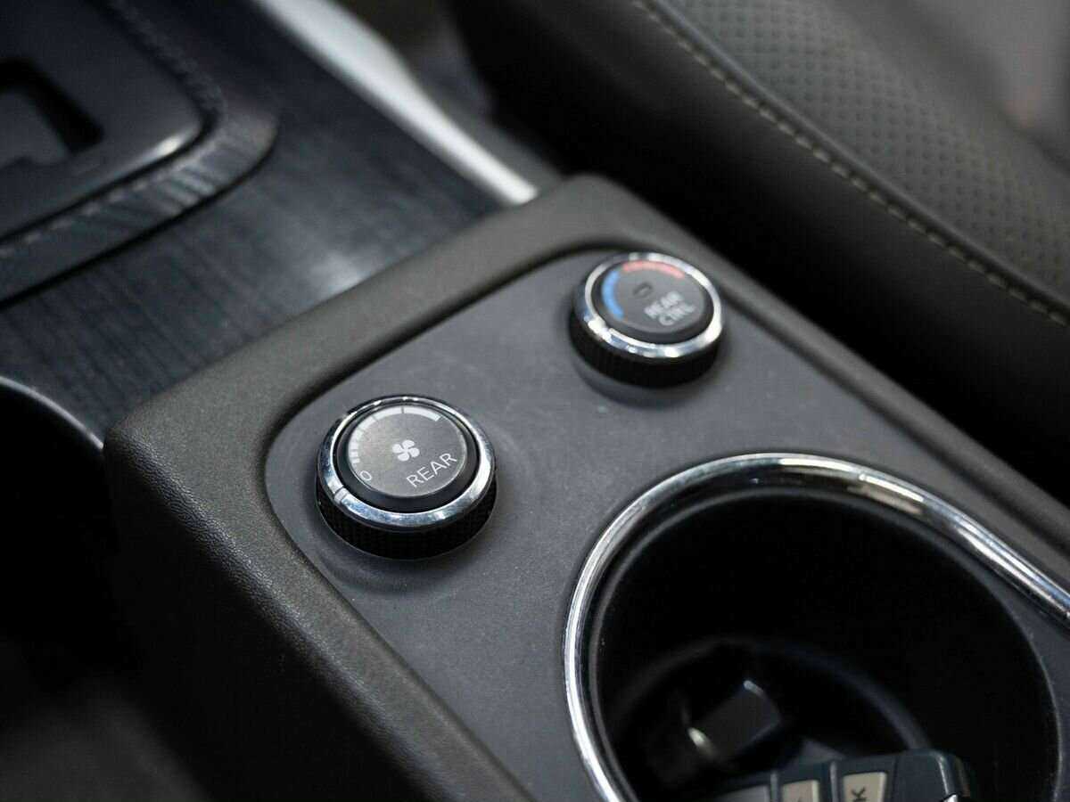 Nissan Pathfinder, 2013 Фото №24