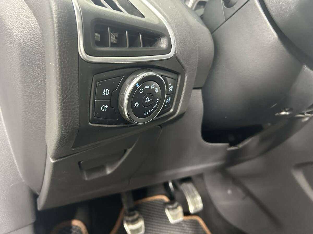Ford Focus, 2013 Фото №9