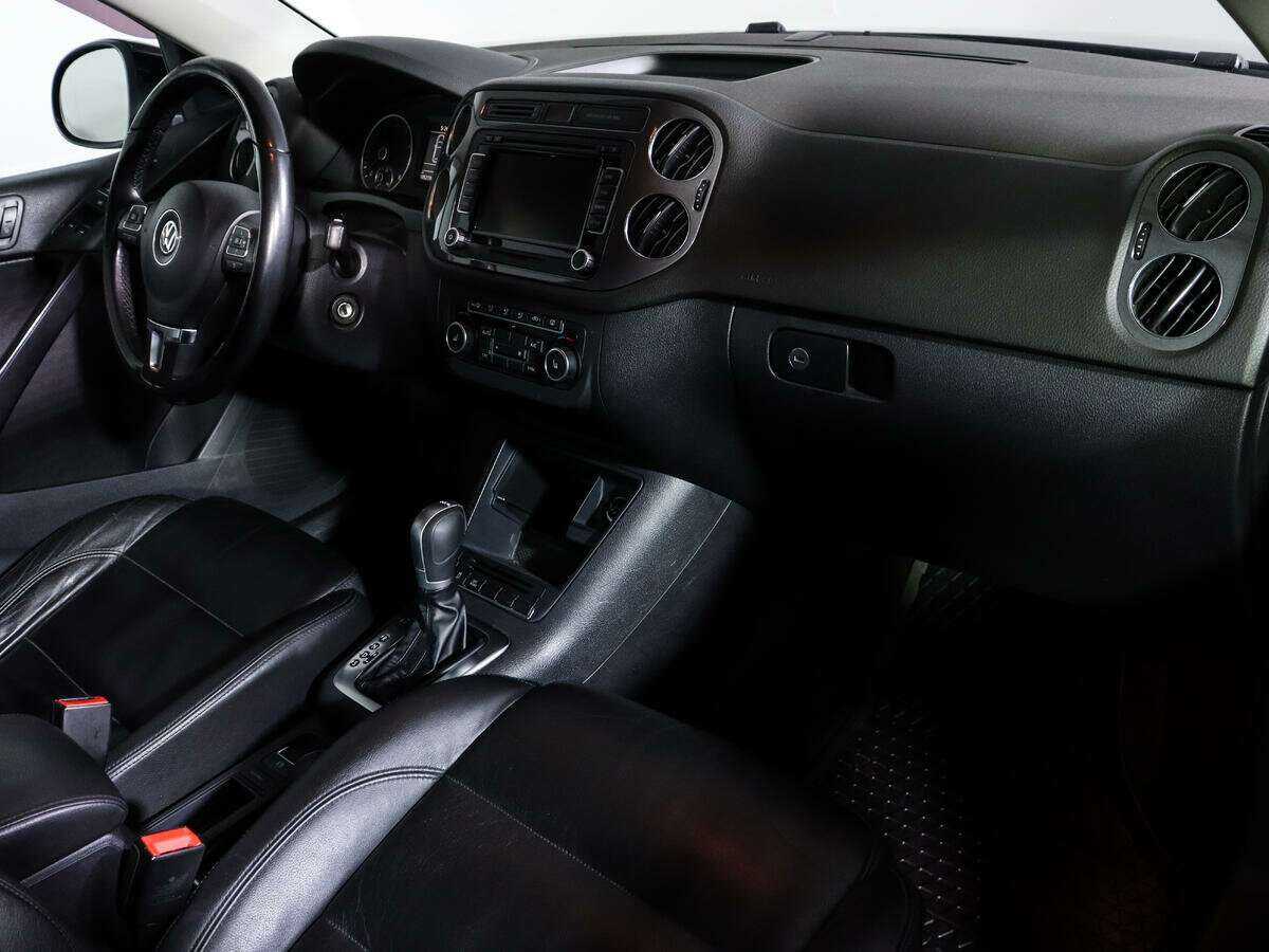 Volkswagen Tiguan, 2012 Фото №6