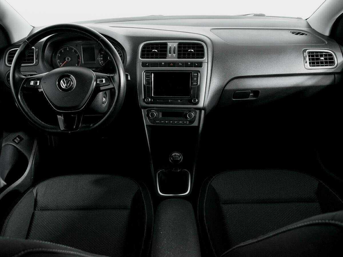 Volkswagen Polo, 2018 Фото №10