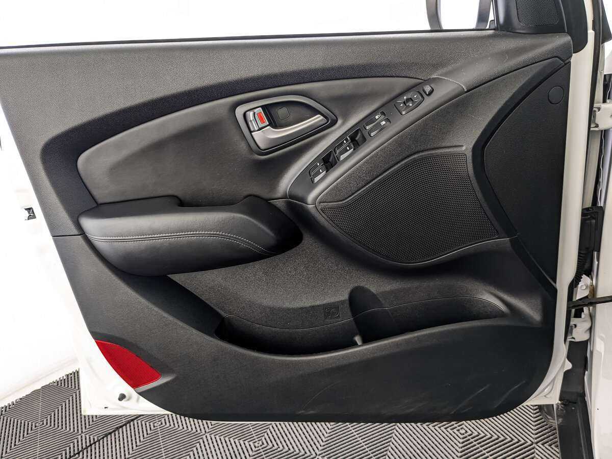 Hyundai ix35, 2015 Фото №19