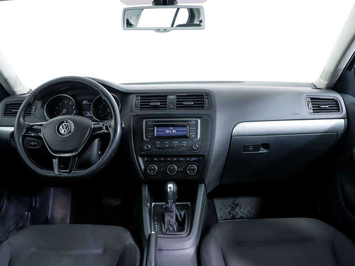 Volkswagen Jetta, 2015 Фото №10