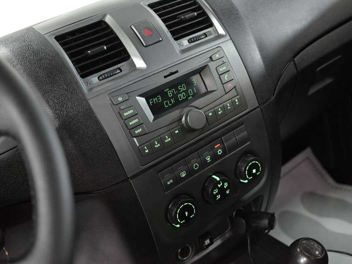 УАЗ Patriot, 2015 Фото №11