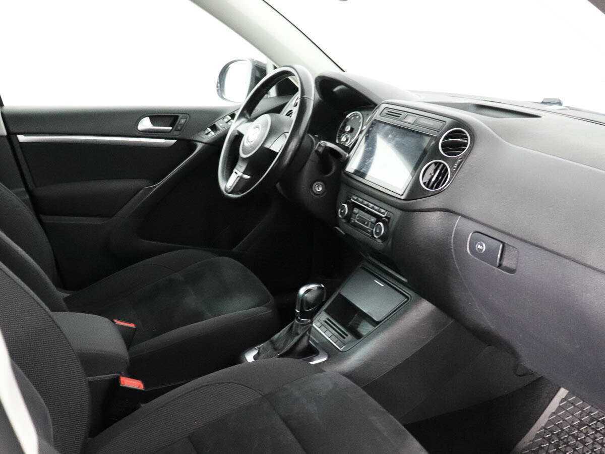 Volkswagen Tiguan, 2012 Фото №9