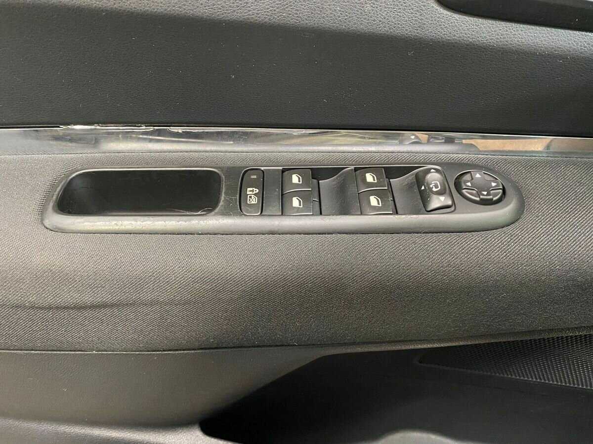 Peugeot 3008, 2012 Фото №15