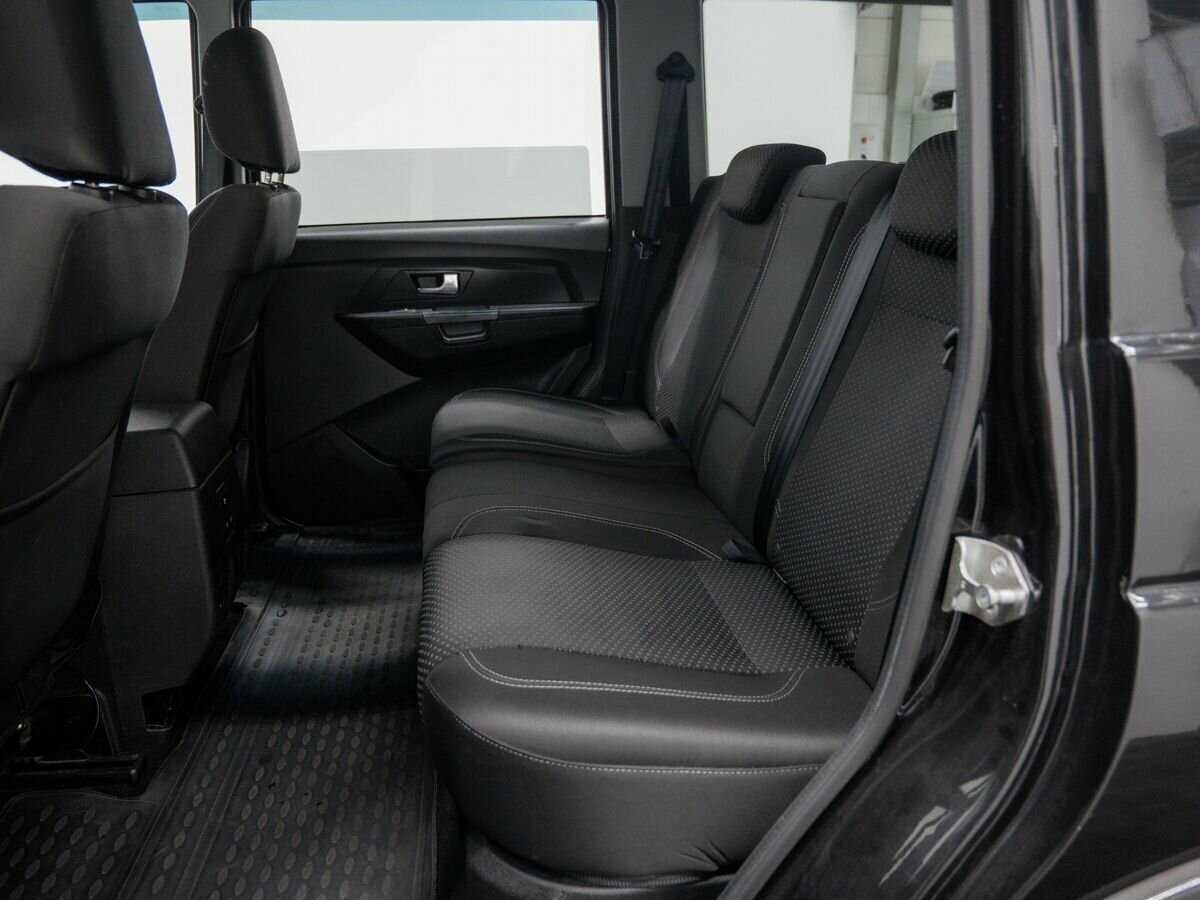 УАЗ Patriot, 2015 Фото №13