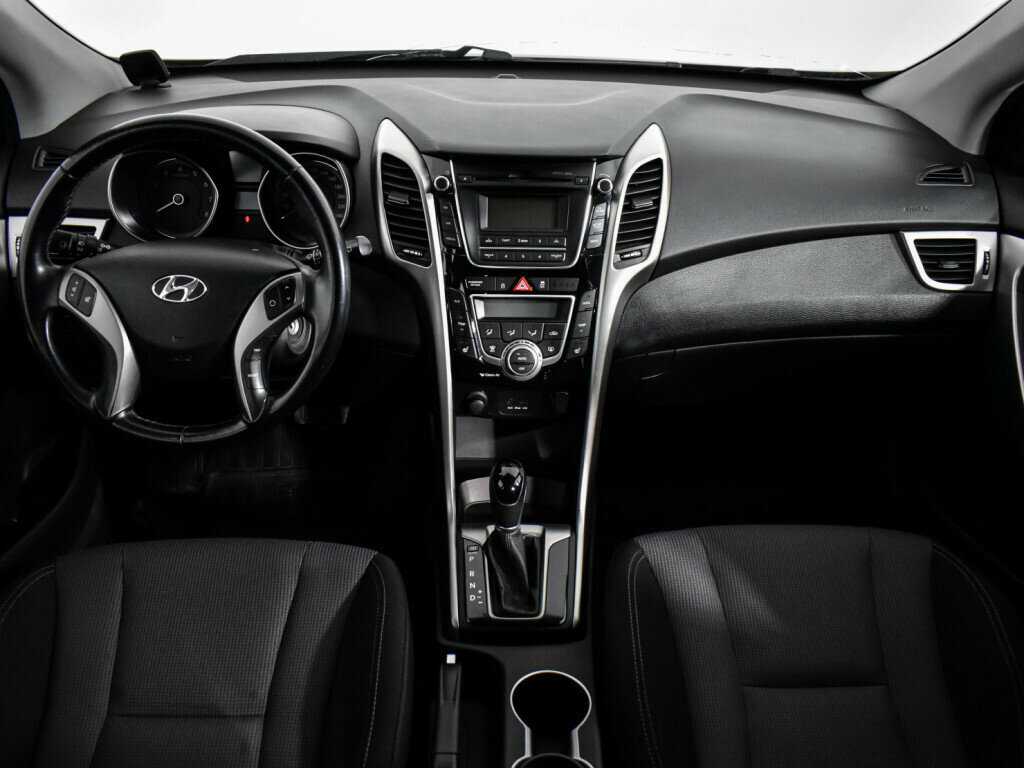 Hyundai i30, 2013 Фото №14