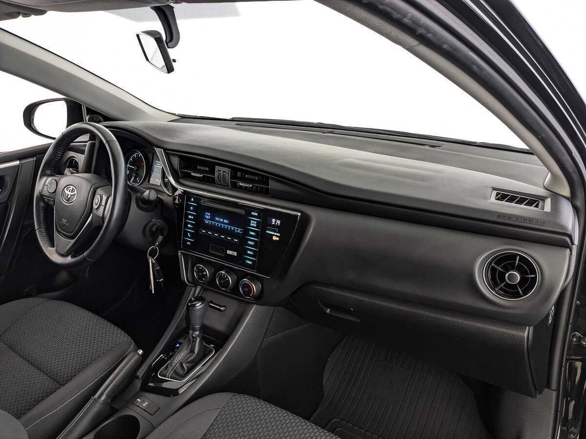 Toyota Corolla, 2017 Фото №13