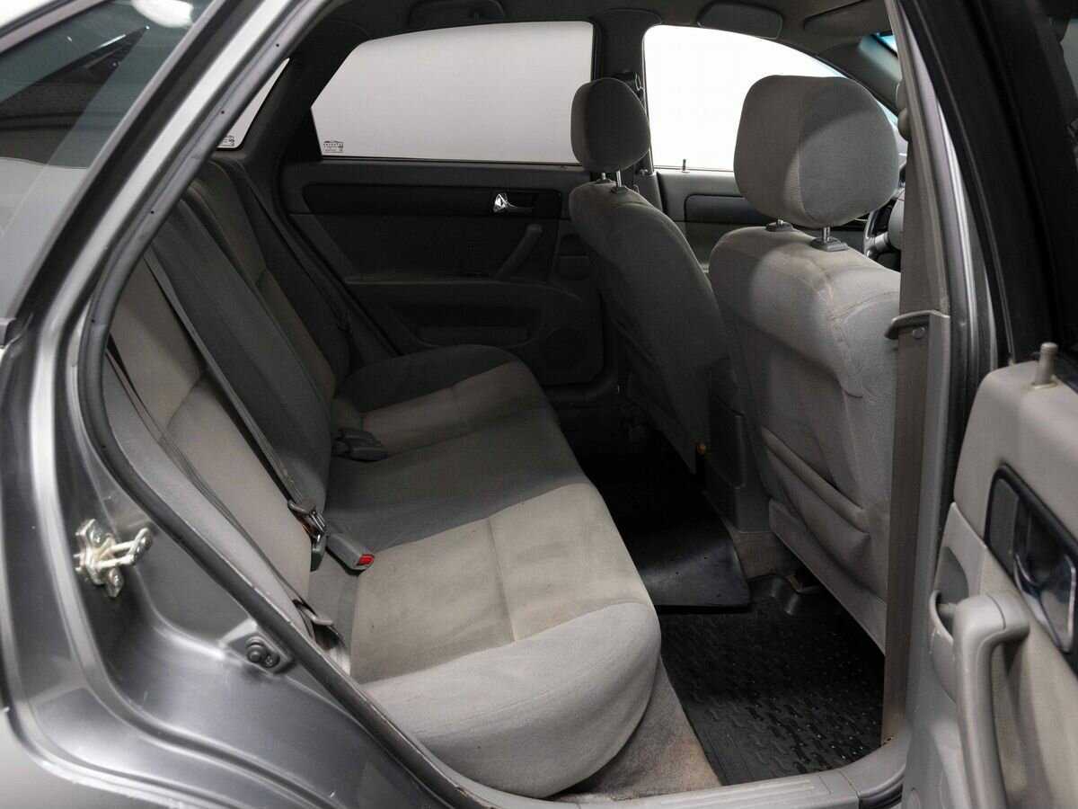 Daewoo Gentra, 2013 Фото №10