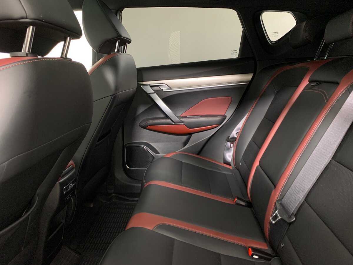 Geely Coolray, 2020 Фото №20