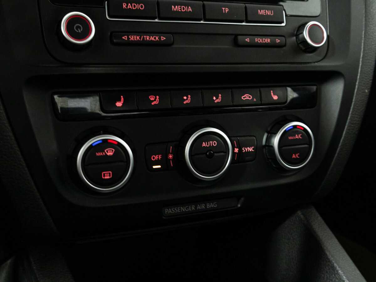 Volkswagen Jetta, 2012 Фото №15