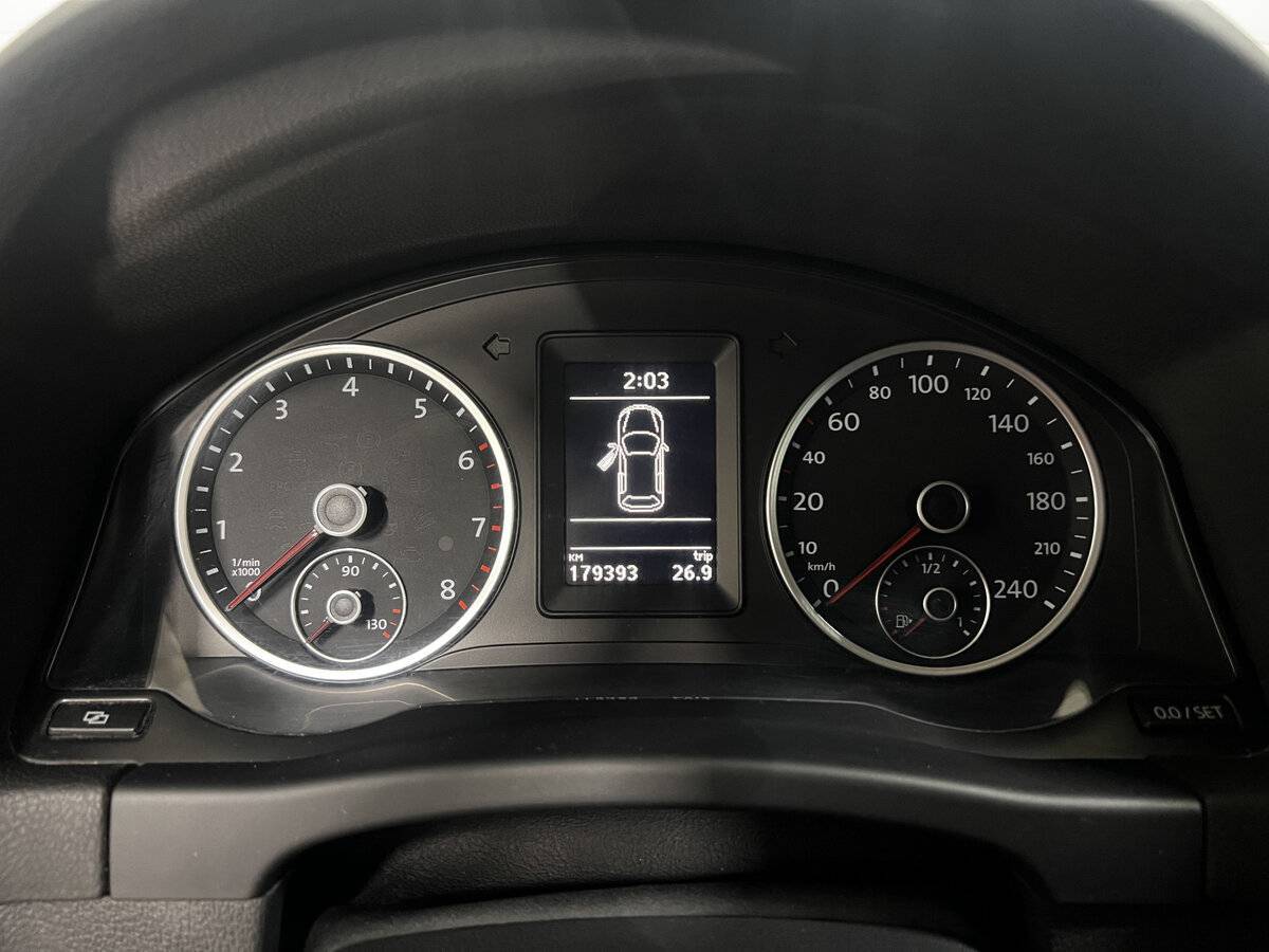 Volkswagen Tiguan, 2012 Фото №13