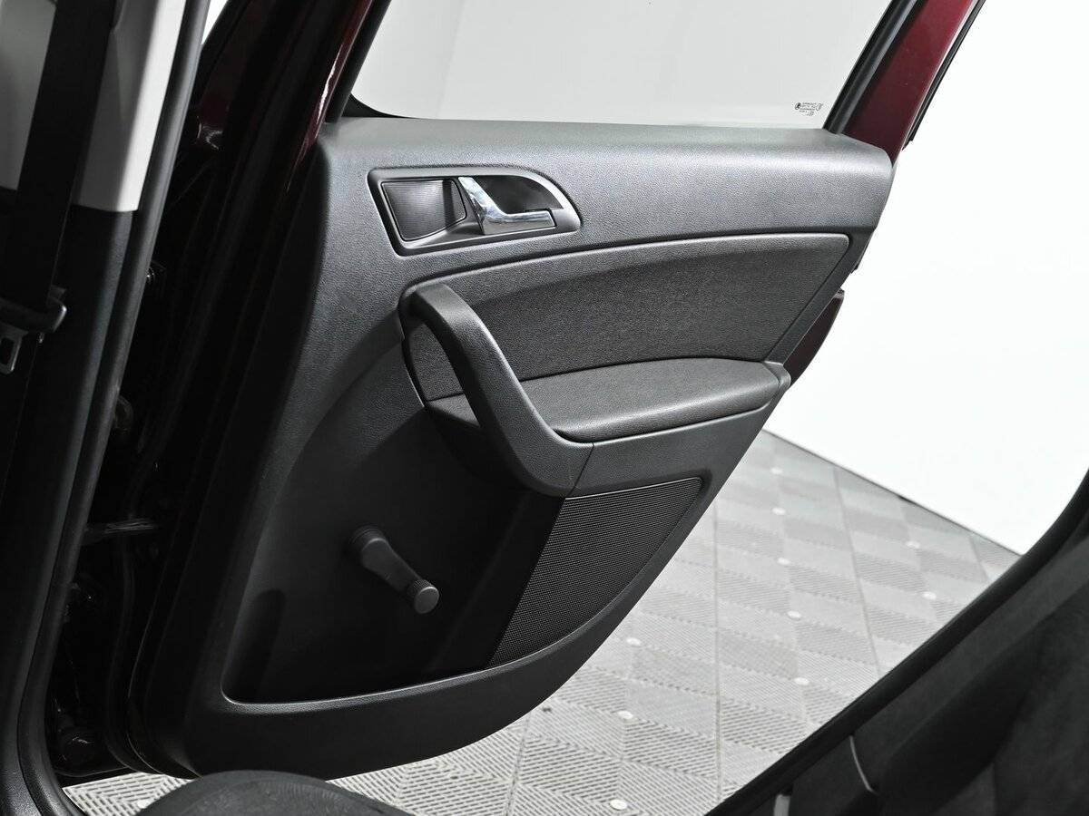 Skoda Yeti, 2014 Фото №15