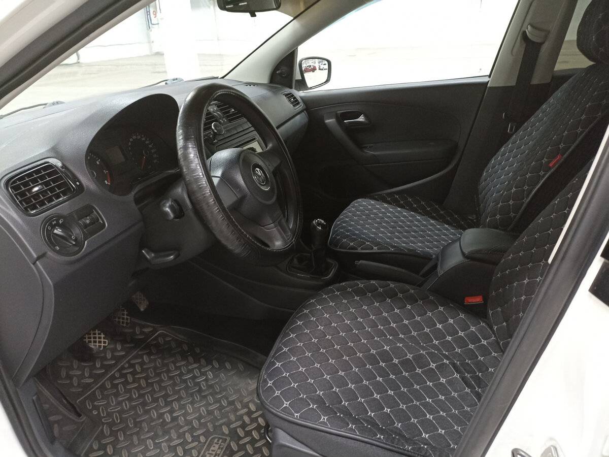 Volkswagen Polo, 2013 Фото №16