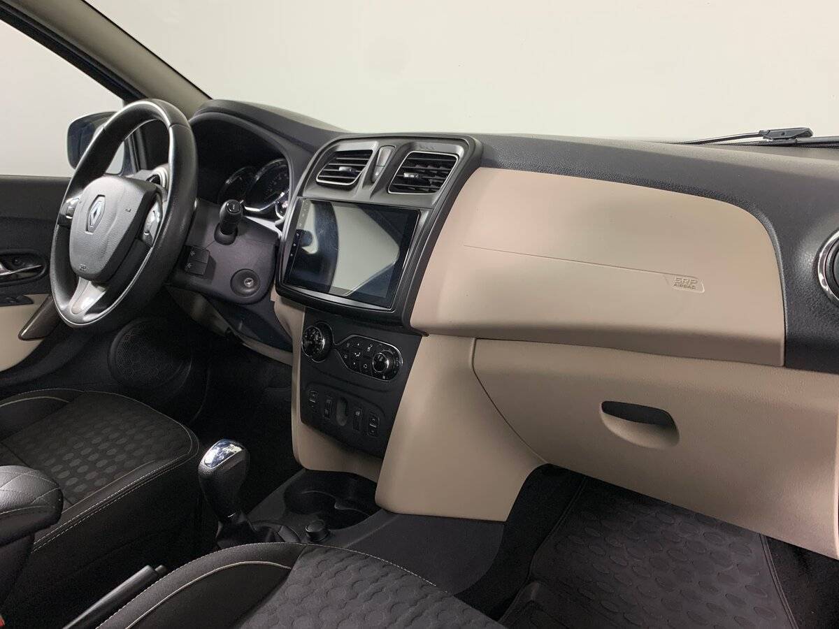 Renault Logan, 2015 Фото №13
