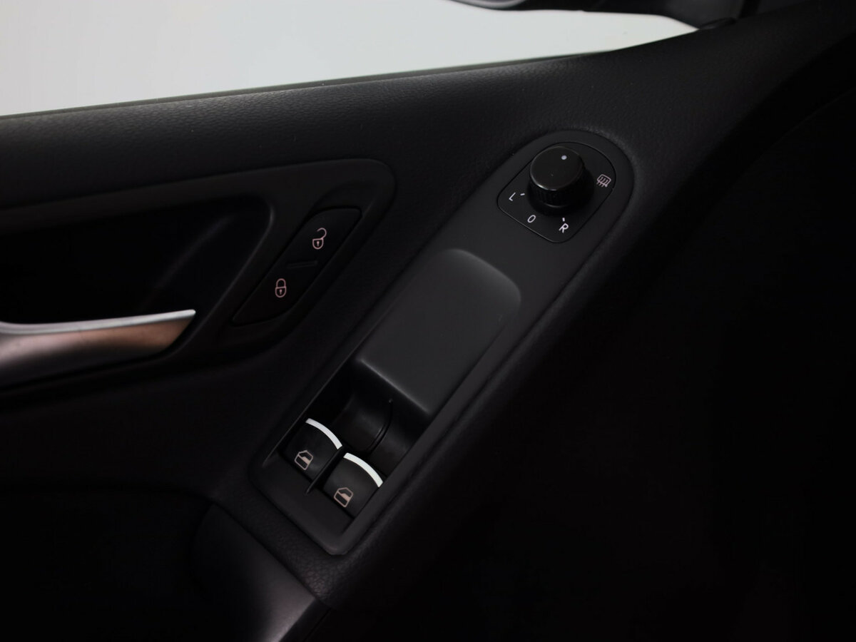 Volkswagen Golf VI, 2012 Фото №15