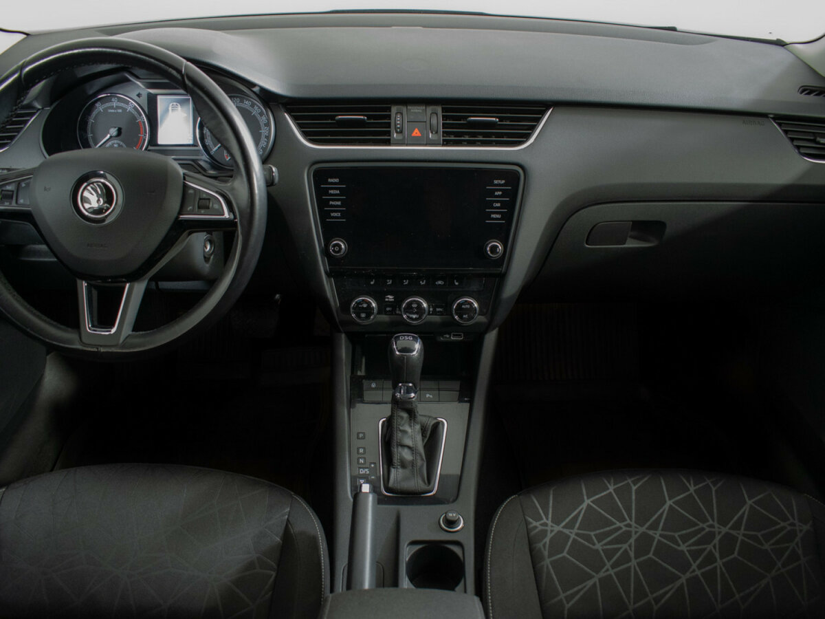 Skoda Octavia III (A7) Рестайлинг, 2018 Фото №11